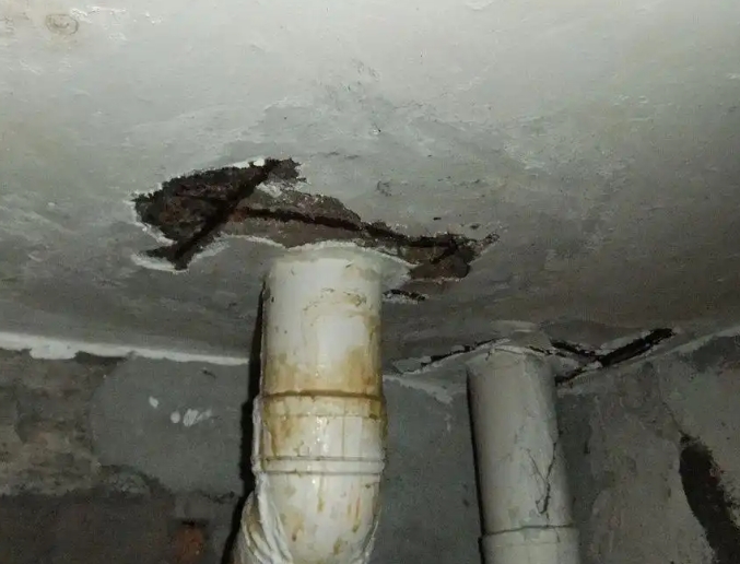 龙胜卫生间漏水维修公司浅析龙胜卫生间渗水维修的方法